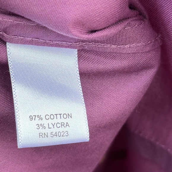 Banana Republic Elegant Purple Women's Button Down Shirt Size 6 Stretch - Picture 11 of 12
